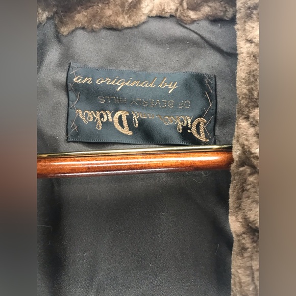 Vintage Original by Dicker and Dicker of Beverly Hills Fur Coat, Raindeer? - Picture 8 of 10